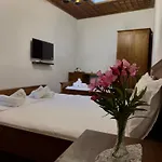 Merkaj, Castle Hotel Berat