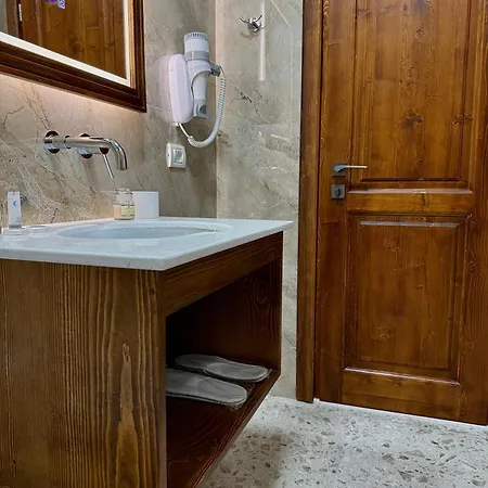 Merkaj, Castle Berati