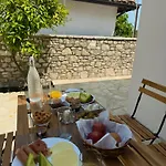 מלון Merkaj, Castle *