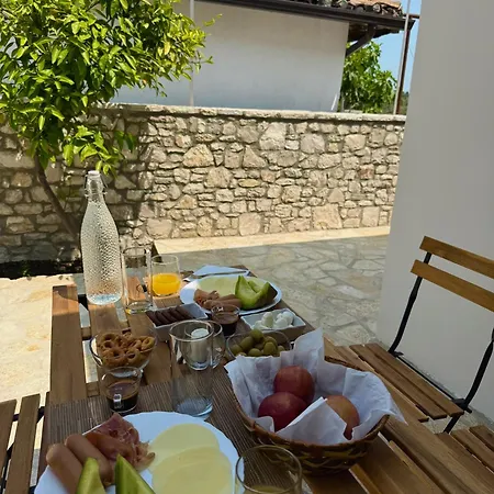 Szálloda Merkaj, Castle *