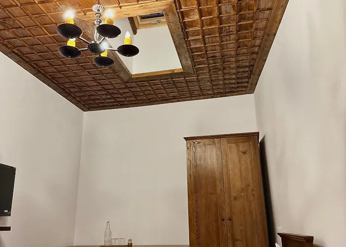 Merkaj, Castle Berat