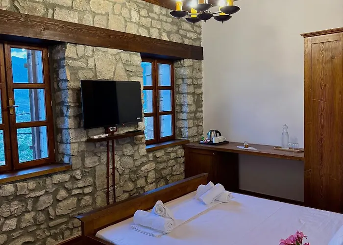 Merkaj, Castle Berat