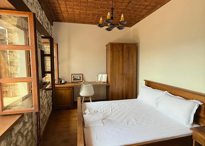 Merkaj, Castle Berat