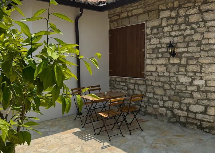 Hotel Merkaj, Castle Berat