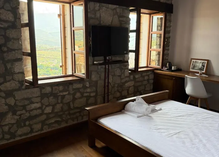 Merkaj, Castle Berat